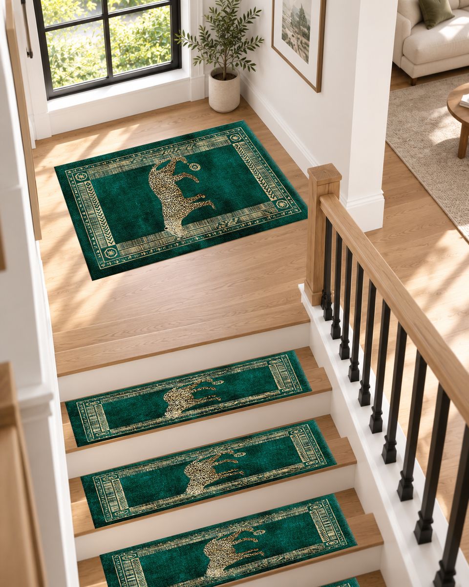 Green Leopard Classic Border non-slip stair mat